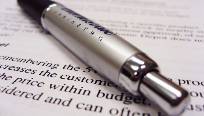 4 Reasons to Hire a Copywriter Rather Than Write Your Own Copy